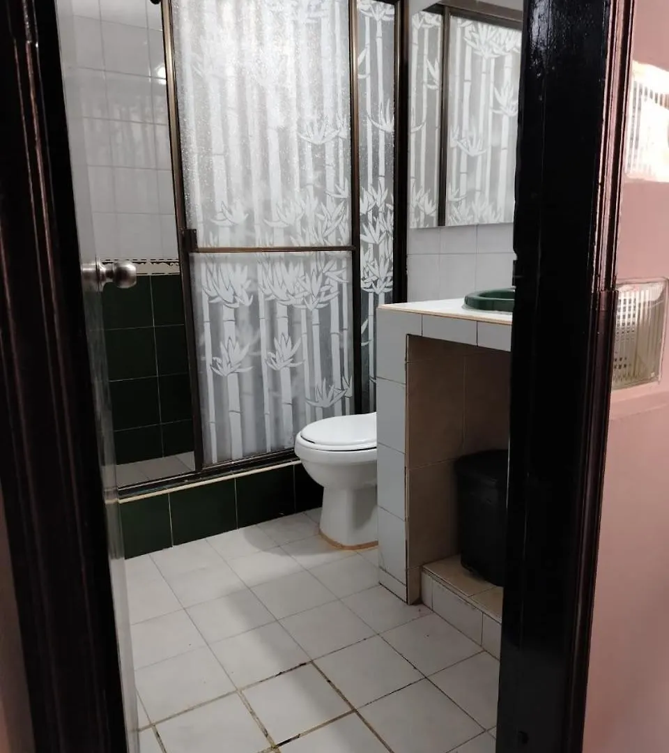 Dos Habitacion Independientes Con Bano Compartido Bogotá 0*,
