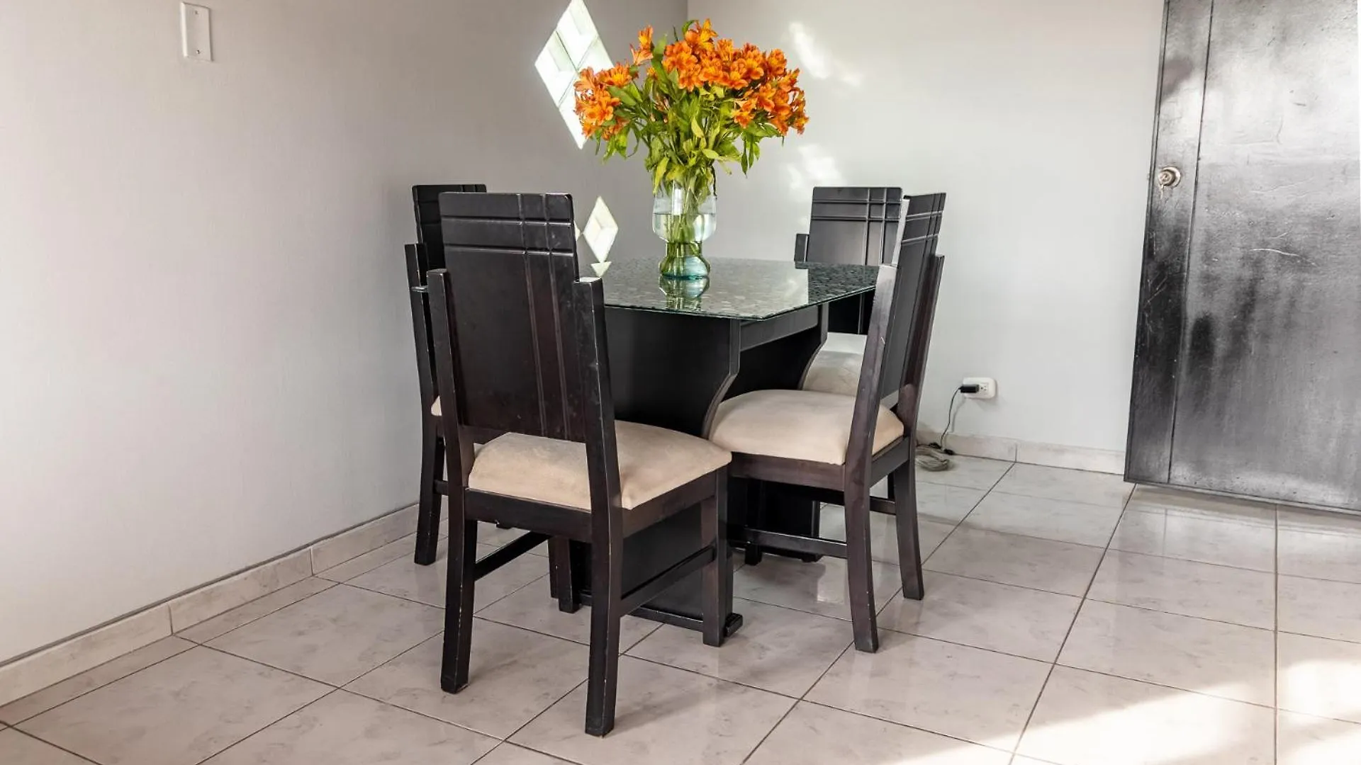 Dos Habitacion Independientes Con Bano Compartido Bogotá Colombie